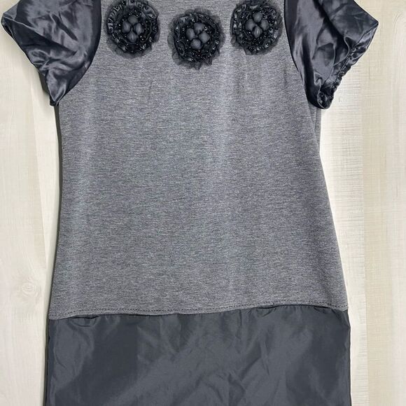 BCBGMAXAZRIA black grey mini dress pockets short sleeve shift style, size XS - Picture 9 of 16